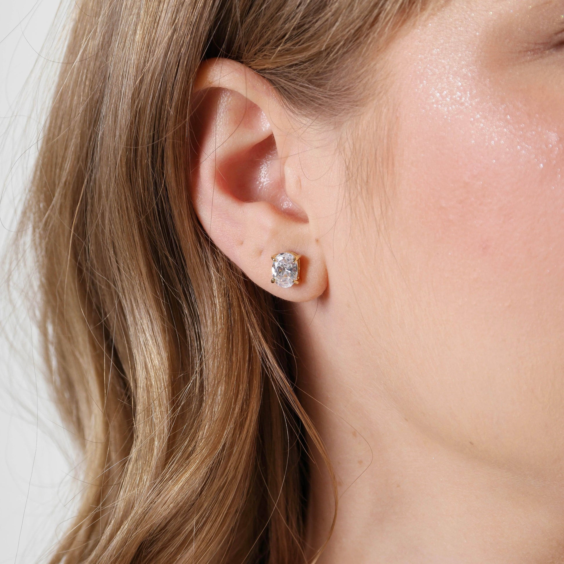 Luna Oval Stud Earrings